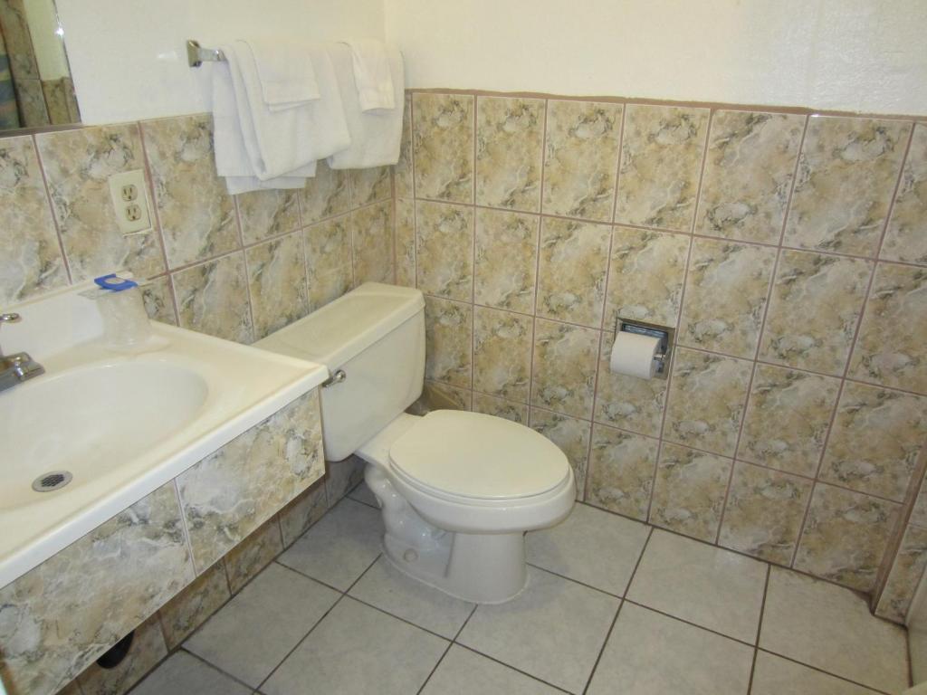 Travel Eagle Inn Motel 롱비치 외부 사진