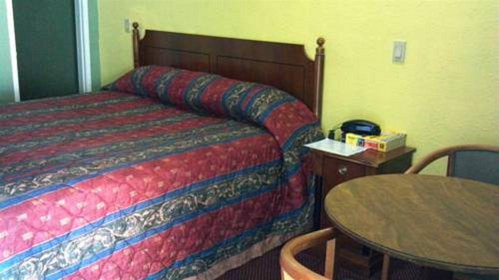 Travel Eagle Inn Motel 롱비치 외부 사진