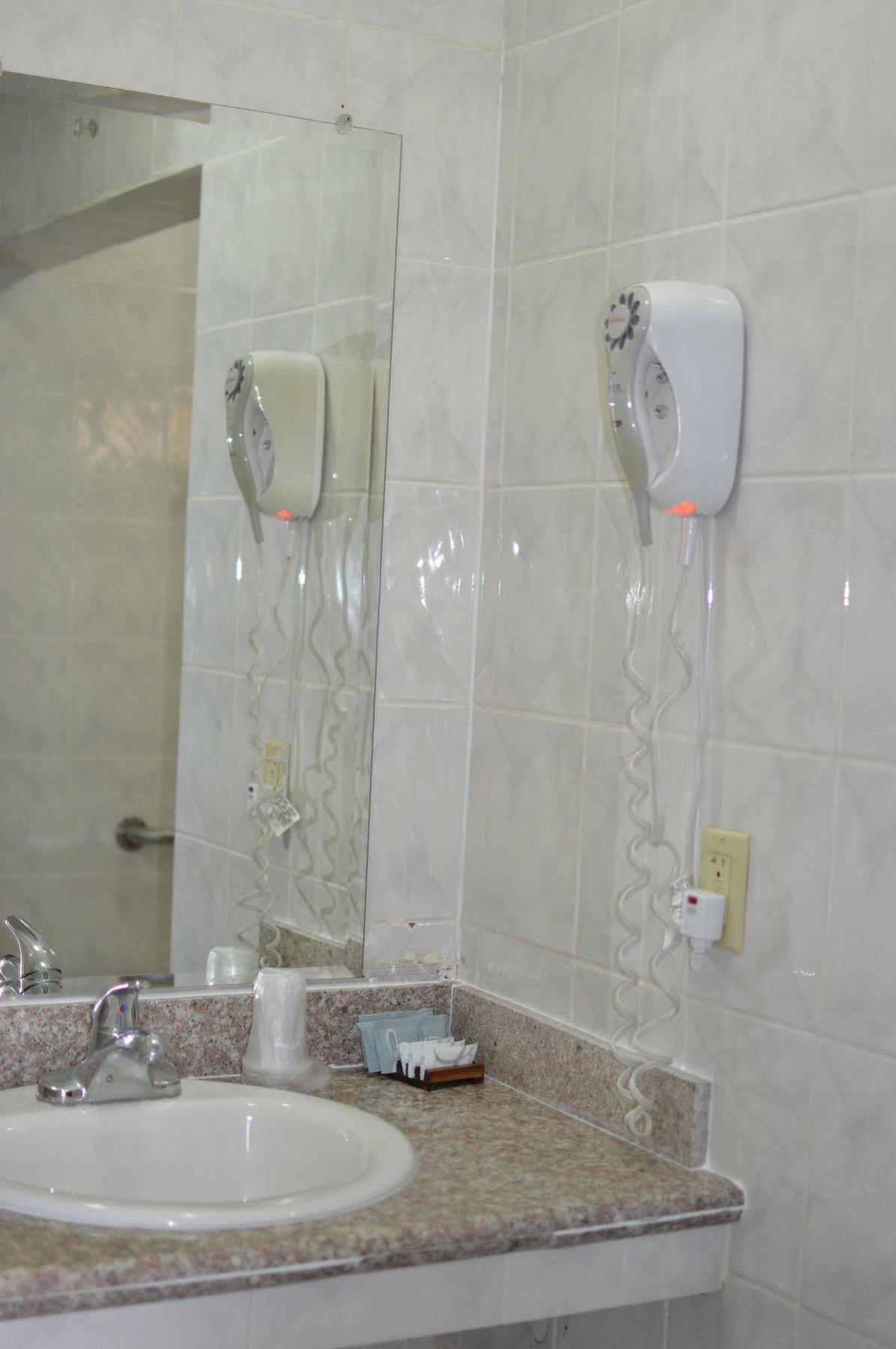 Travel Eagle Inn Motel 롱비치 외부 사진